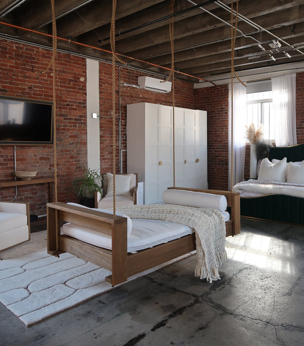 Amish Casual The Lancaster Daybed Swing