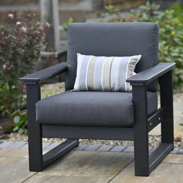 Lanai Deep Seating Chair in Black with Spectrum Carbon fabric