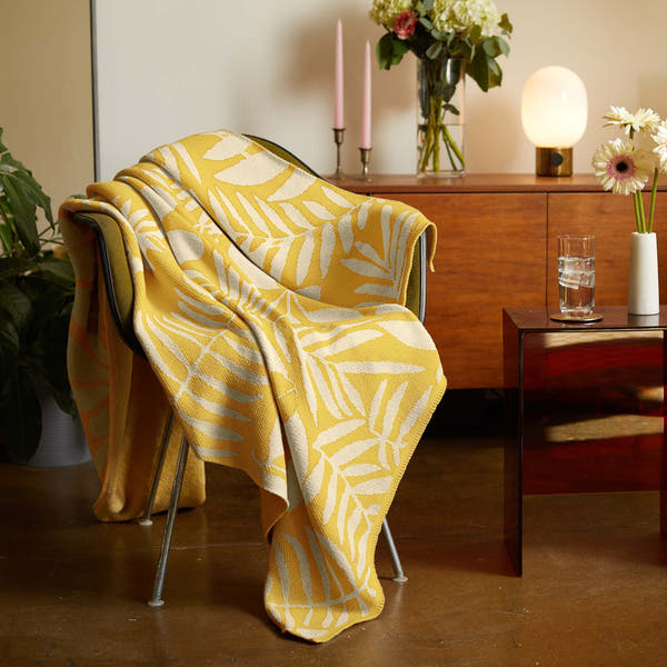 Indoor | Outdoor Sustainable Knit Floral Throw Blanket - Poly Flora