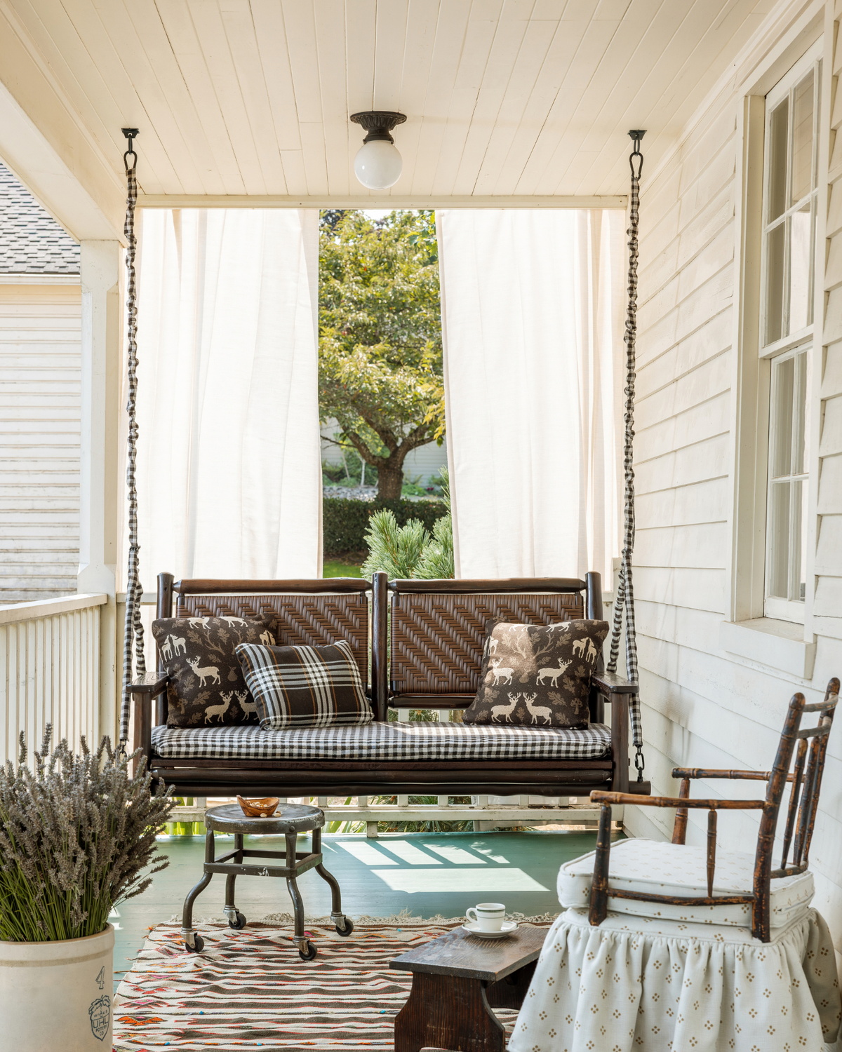 The Porch Swing Company Announces Collaboration with Old Hickory