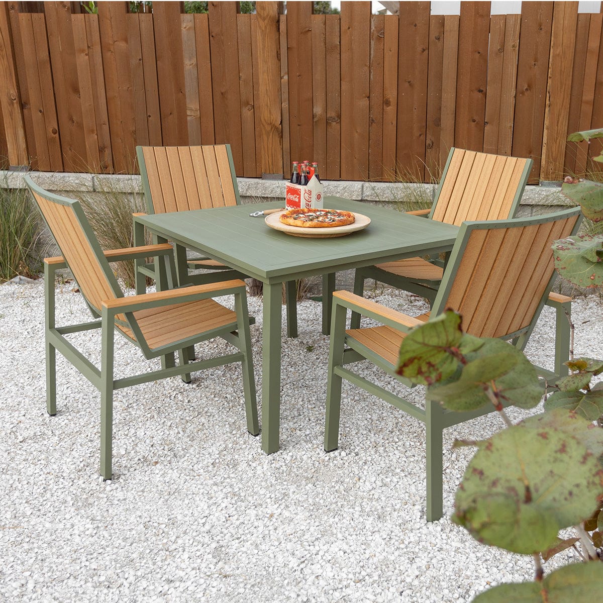 Berlin Gardens Vida 44″ Square Aluminum Dining Table