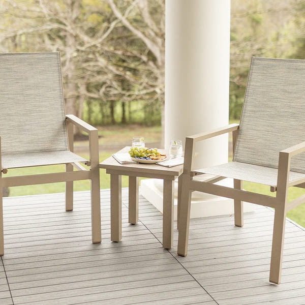 Berlin Gardens Vida Dining Height Aluminum End Table