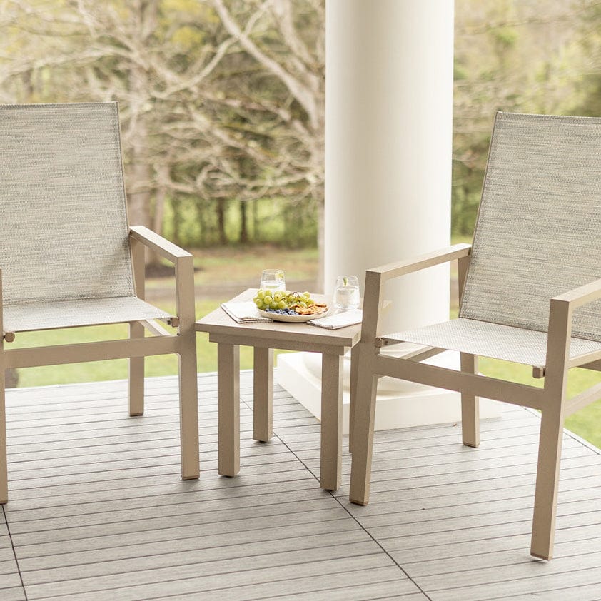 Berlin Gardens Vida Dining Height Aluminum End Table