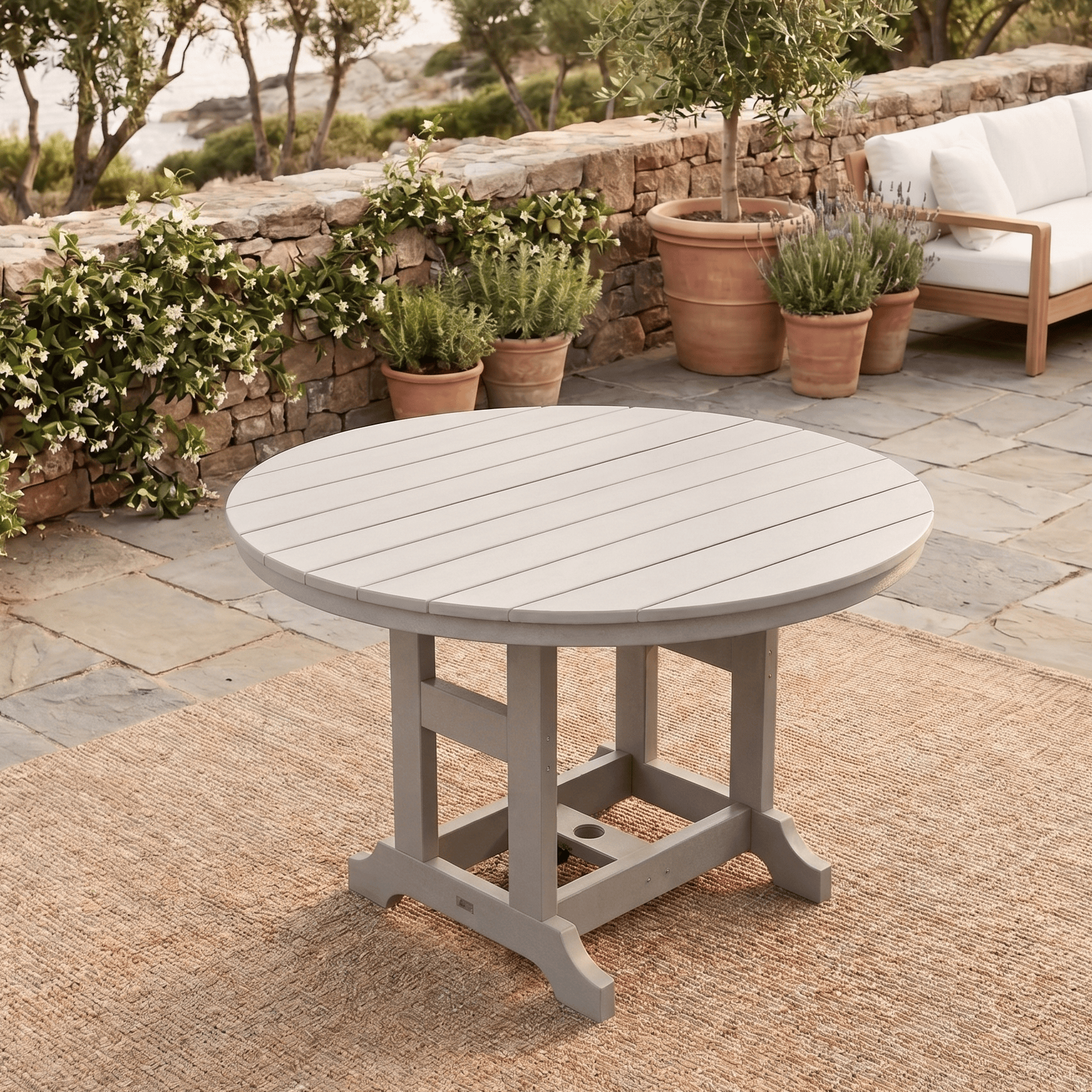 Berlin Gardens Garden Classic 48″ Round Poly Lumber Dining Table