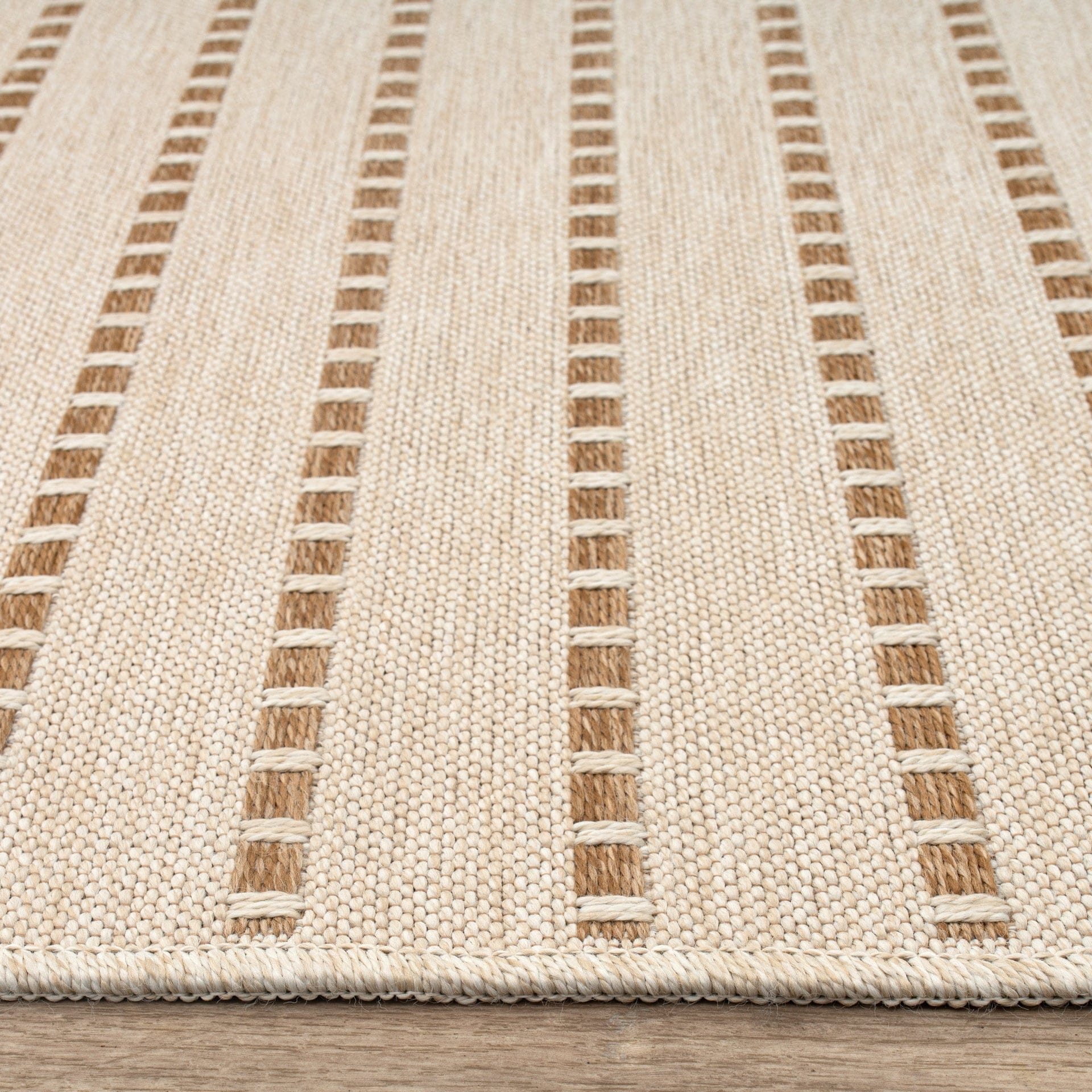 Ottenby Outdoor Rug, Flax on White