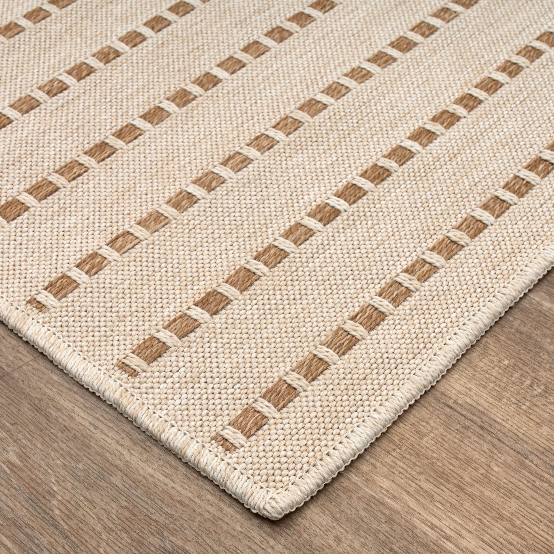 Ottenby Outdoor Rug, Flax on White