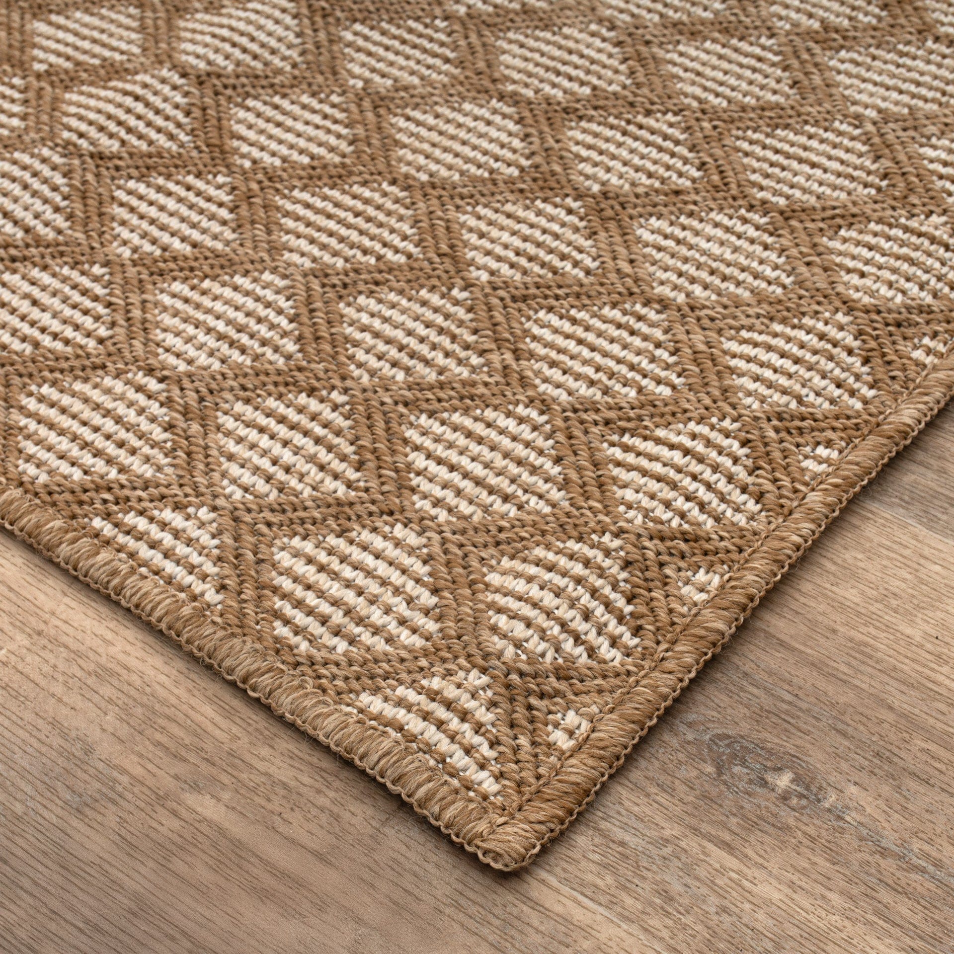 East Green Jovis Checkered Outdoor Area Rug