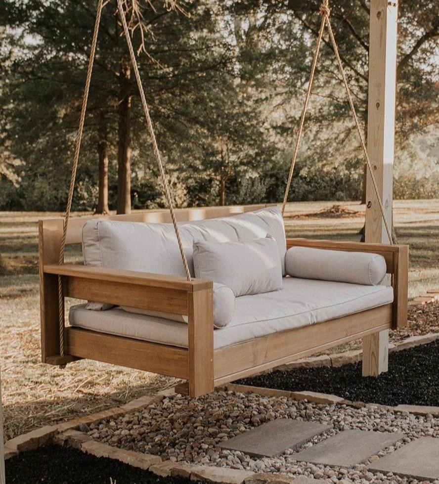 Danville Daybed Swing in Oak