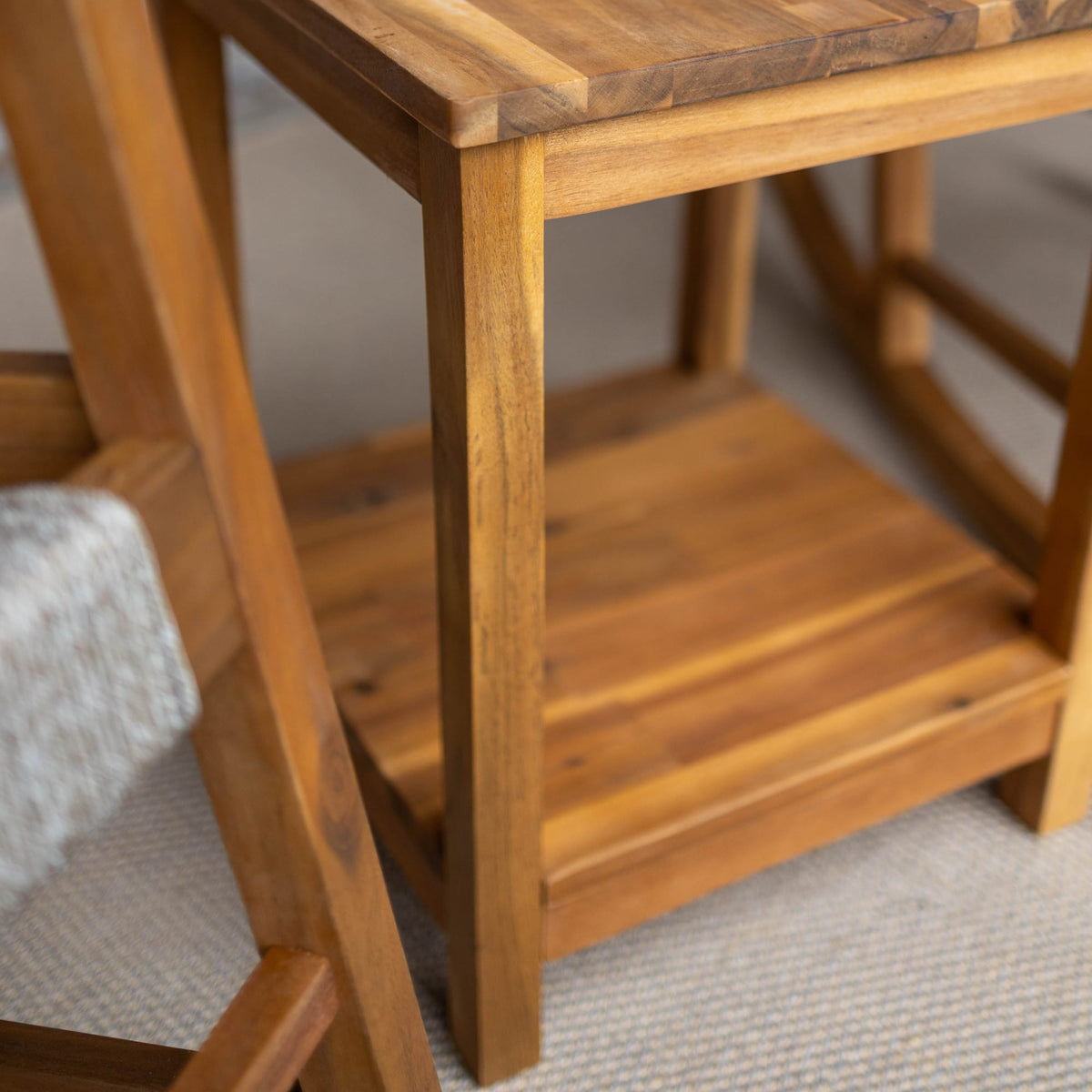 East Green Hudson Side Table, Detail