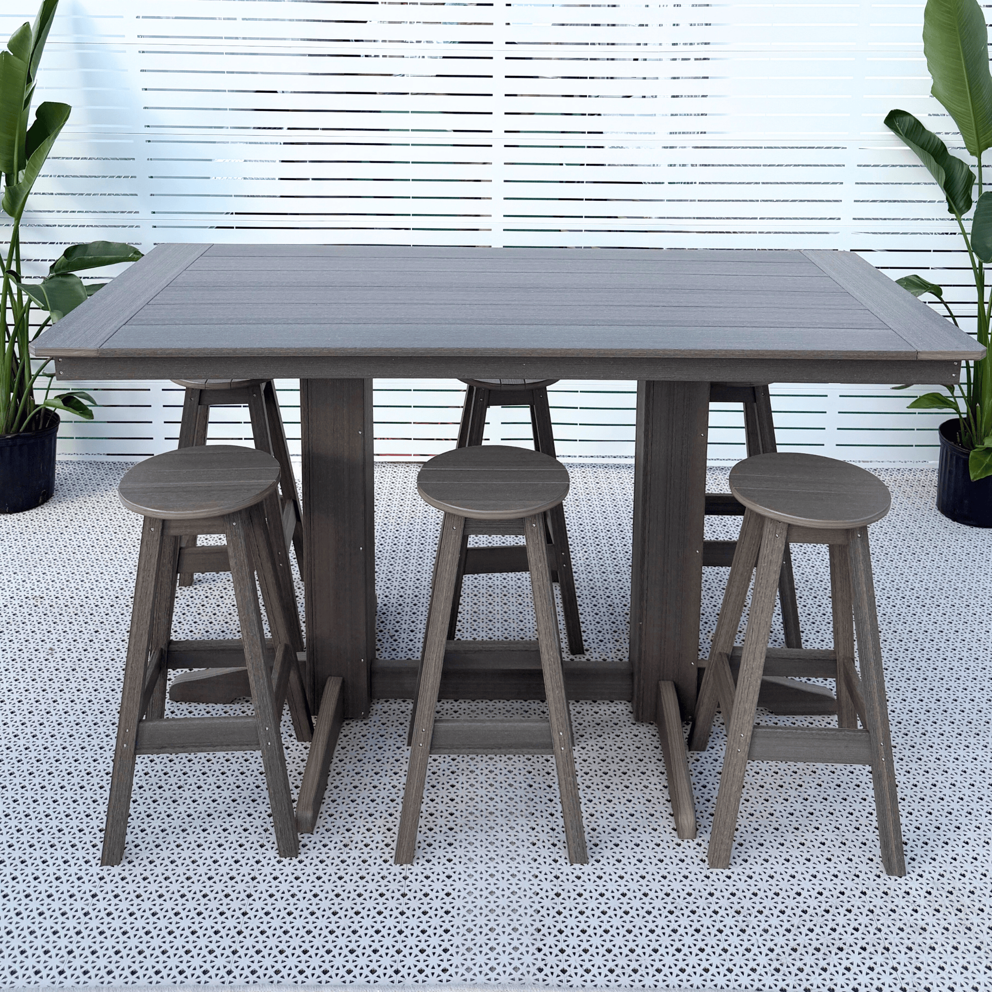 Keystone Amish Co. Poly Composite Round Bar Stool in Coastal Gray