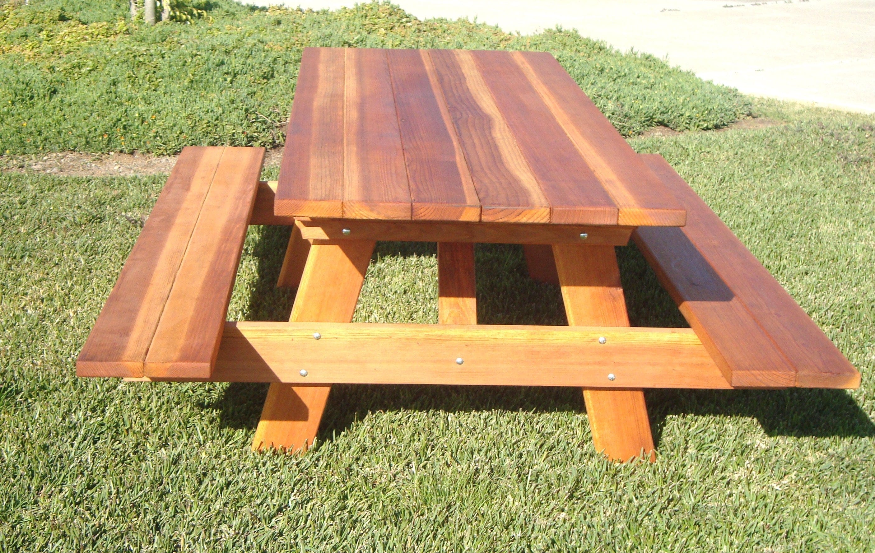 Super Deck Redwood Picnic Table
