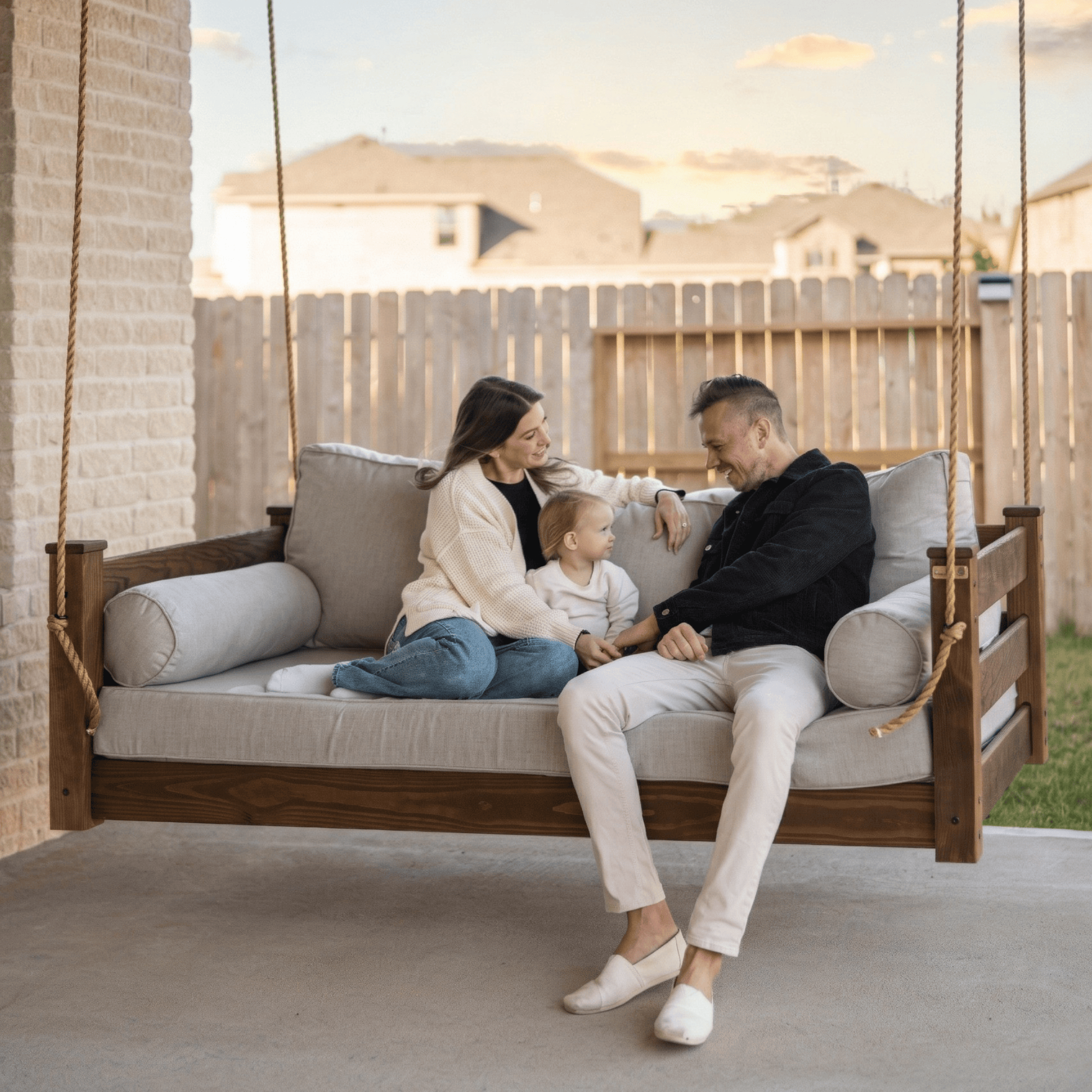 Keystone Amish Co. Hampton Twin Size Wood Daybed Swing