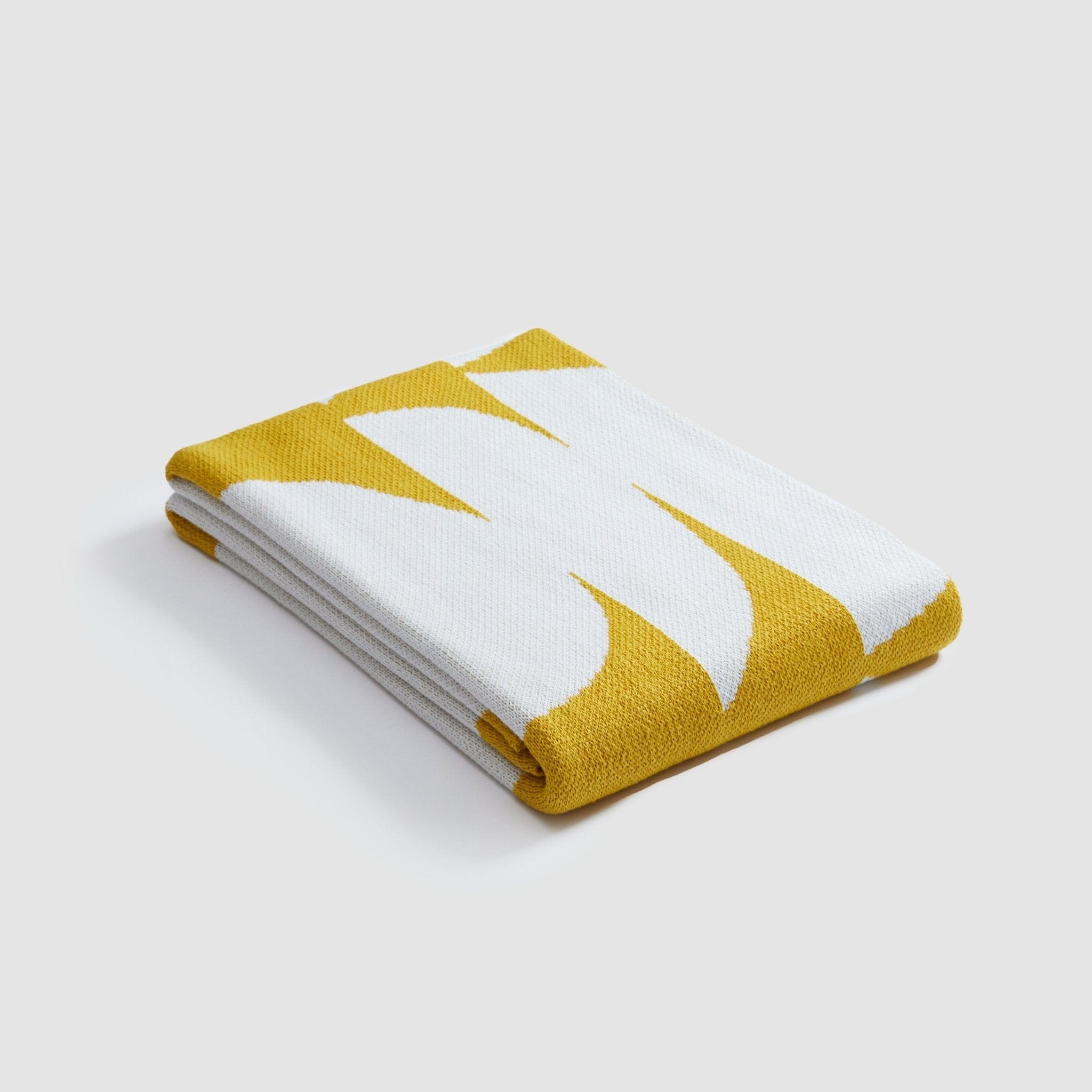 Indoor | Outdoor Sustainable Knit Modern Throw Blanket - Poly Kaareva by Petra Kaksonen