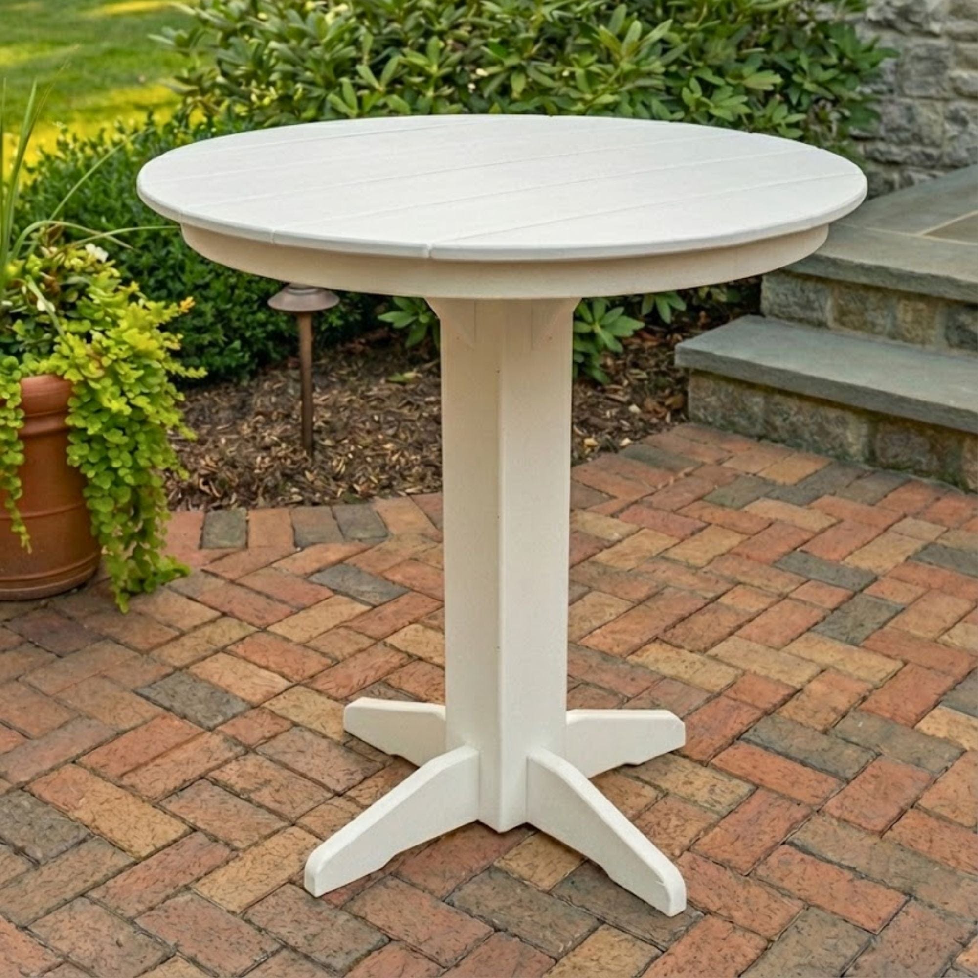 Keystone Amish Co. Poly Composite Round Outdoor Bar Height Table
